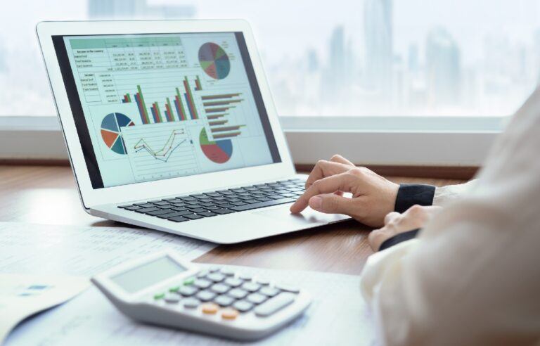 Accounting Software That Will Do the Business Calculations for You
